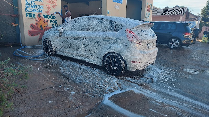 Francis Carwash & Woods